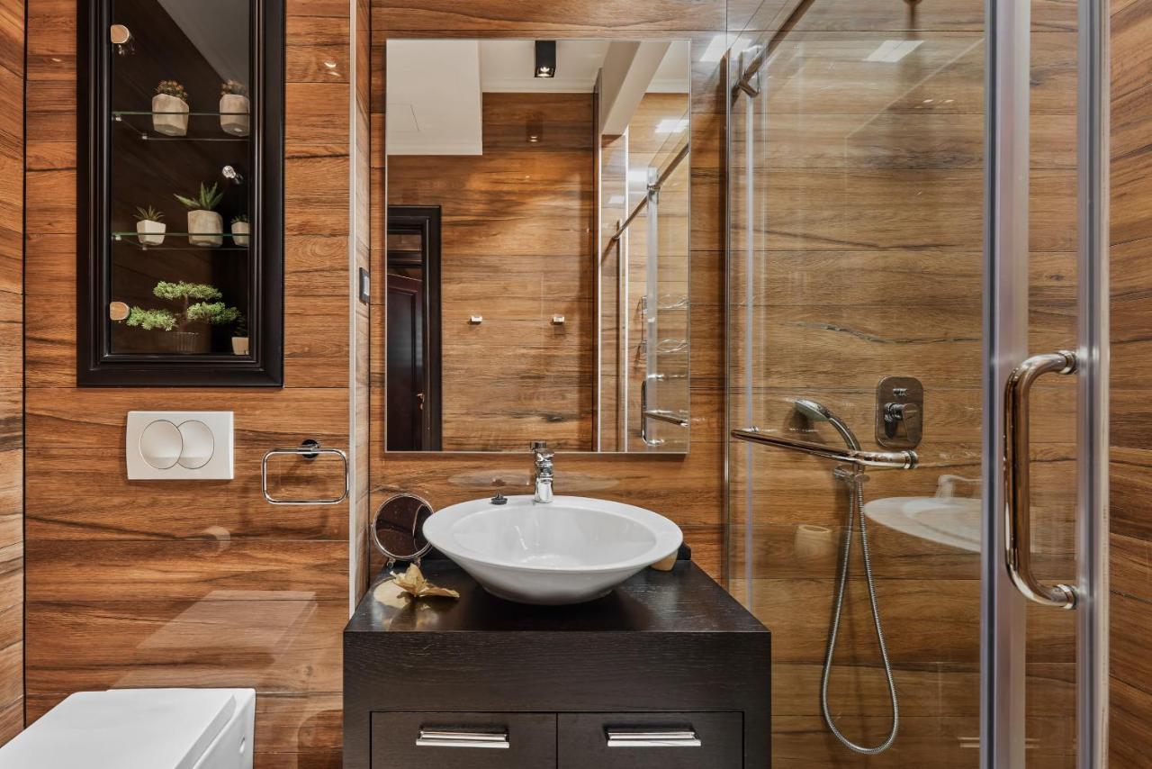 Apartment Lav In The City Centre Котор Екстериор снимка