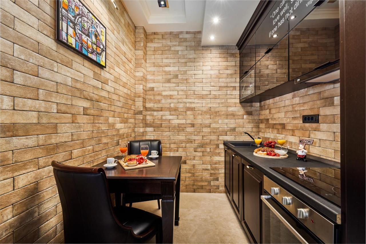 Apartment Lav In The City Centre Котор Екстериор снимка